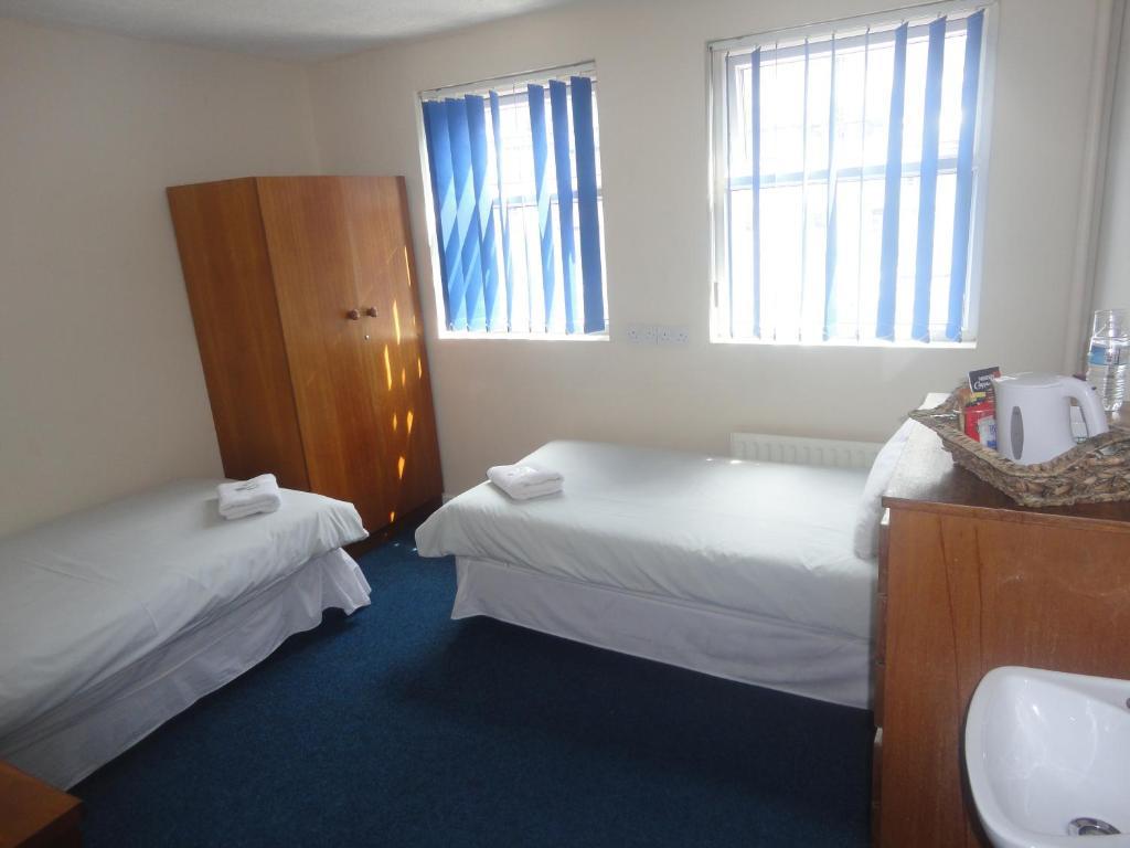Royal Chambers Liverpool Room photo